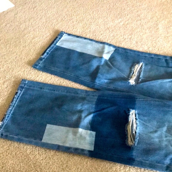 ONLY Wide Leg Denim Jeans with stripes and pendant - Picture 3 of 3